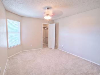 Spacious apartments with carpeting in Irving TX